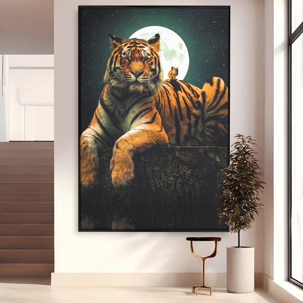 Tablou canvas cu tablou canvas cu tigru si veverita, in rama de aluminiu negru